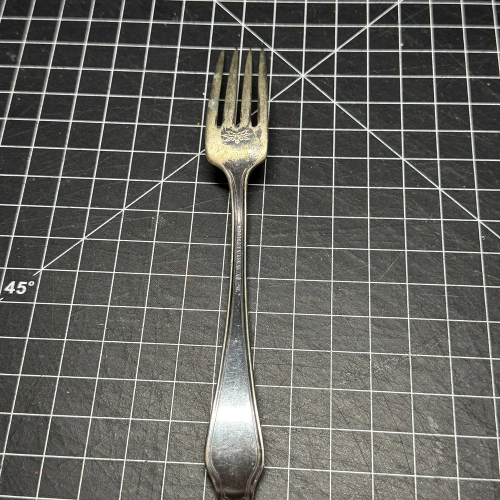 Rogers & Bro A1 XII Silverplate Dinner Fork Magnolia Pattern Monogram S 7.5in